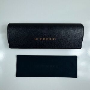 Burberry Pebbled Leather Glasses Case with Cleaning Cloth Magnetic Hardshell